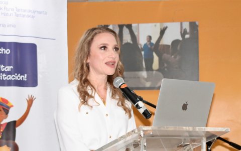 Dunia Martínez fue elegida por el CPCCS para dirigir la Función Judicial.