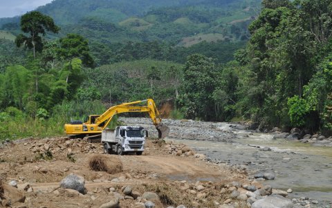 Ciudadanos. Un año y medio están a esperas de la obra, según denuncian.