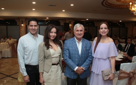 Luis Soto, Angelita Montes, Omar Juez y Paola Baratau.