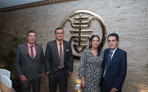 Luis Intriago, Patricio Intriago, Mercedes Morán y Telmo Silva.