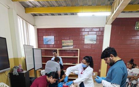 Varias filiales de salud se movilizan a las instituciones educativas