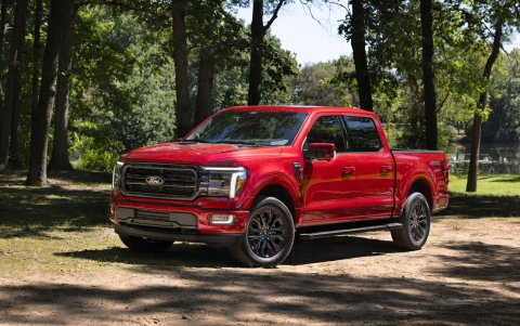 La nueva Ford F150 ha captado gran interés debido a su robustez y versatilidad mejoradas con nuevas características y tecnología.
