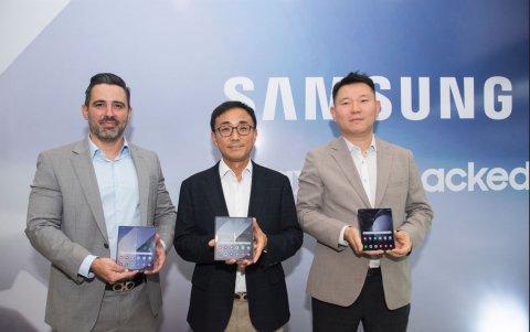 Jaime Simó, director de Marketing; Jay Park, Manager Director; y Abraham Kim, Business Manager.