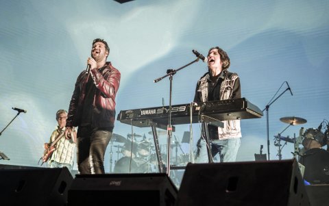 Clip invitó a Danilo Parra a cantar en su intervención.