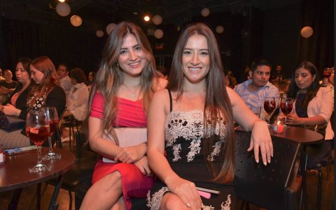 Patricia y Belén Loayza.