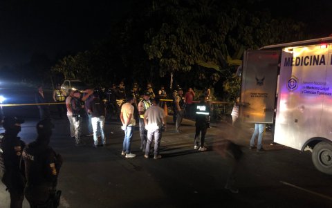 Las víctimas son miembros de una misma familia que abordaron el bus en Babahoyo.