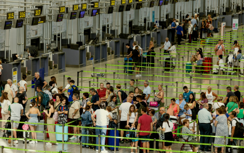 Retrasos en el aeropuertos de Málaga por falla global de Microsoft.