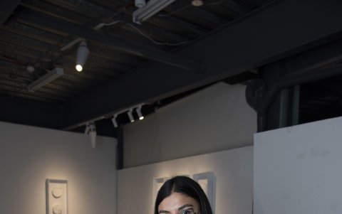 Juliana Vidal es artista y gestora cultural. Obtuvo el Premio París de la Bienal Sur.