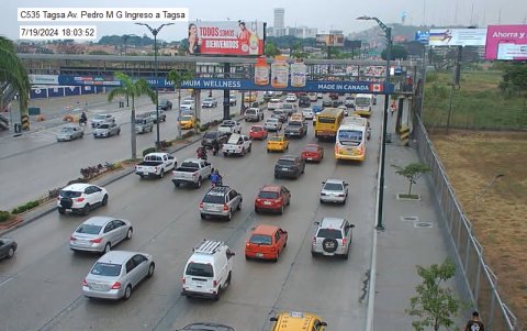 El tráfico ha colapsado debido al siniestro de tránsito.
