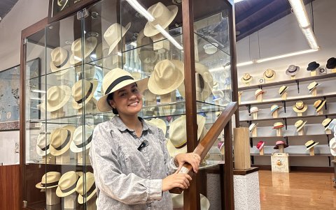 Local. El showroom de la firma Ecua-Andino Hats se ha convertido en un punto turístico de Guayaquil.