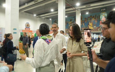 La Feria Raíces se está desarrollando en el contexto de las fiestas de Guayaquil.