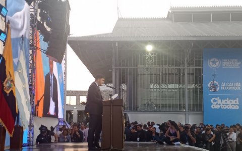 Aquiles Álvarez hace un recuento de lo realizado durante su administración municipal en la Sesión Solemne por los 489 años de fundación de Guayaquil.