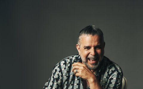 Luis Enrique tiene 61 años.