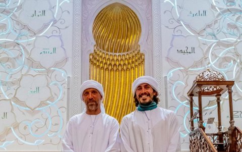 Chito Vera en Abu Dhabi con su entrenador Jason Parillo