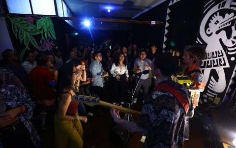 En Quito, la banda dio un concierto en la Casa Palenque, en el barrio de La Tola.