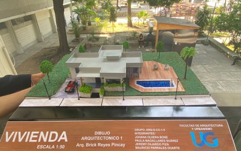 Algunos de los proyectos fueron expuestos en las áreas comunes de la facultad de Arquitectura.