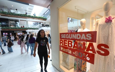 Descuentos. Las rebajas, incluso, van hasta el 70 %, en algunos casos. También hay opciones como 2x1, en algunos casos.