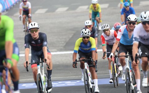 Narváez, pasado los primeros 100 kilómetros de los Olímpicos, llegó a ser cuarto.