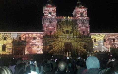 En la Iglesia de San Francisco la temática será el pasar de los años desde la colonia
hasta el presente,