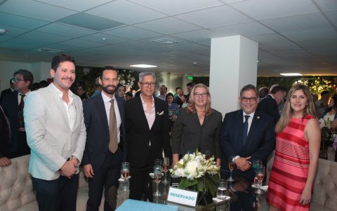 Milton Torres, Pablo Pita, Carlos Chong, Mary Fisk-Ridder, Gabriel Rovayo y Paula Casado.
