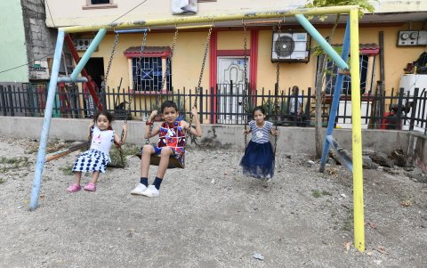 Este parque del Batallón del Suburbio es usado principalmente para la recreación de los niños del sector.