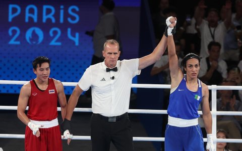 La boxeadora argelina Imane Khelif se clasificó para la final olímpica de -66 kilos.