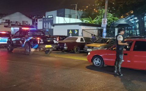 Durante el fin de semana hubo varios operativos de control en la ciudad. La ciudadanía exige que se mantengan sin importar si es o no feriado.