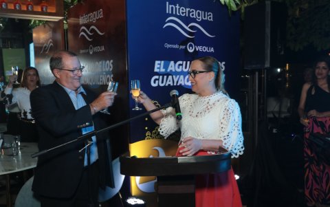 Durante el brindis, Jerome Cardineau e Ilfn Florsheim.