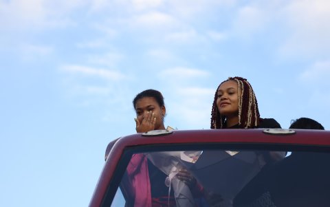 Neisi y Angie durante el recorrido.