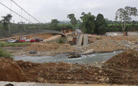 La Maná y Pangua estaban incomunicadas desde el 2022 tras el colapso del puente sobre el río Calope.