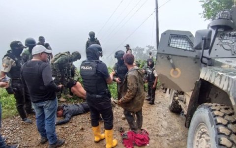 Operativo. Militares alertaron del hecho violento que terminó en masacre en Ponce Enríquez. Se ha detenido a tres personas.