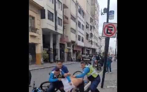 El hecho se registró en el centro de Guayaquil.