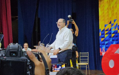 El presidente de la Asamblea Nacional, Henry Kronfle, será además el futuro contrincante de Daniel Noboa para las elecciones presidenciales de 2025.
