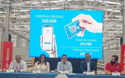 En conversatorio con los medios de comunicación el gerente Juan Carlos Parra dio un reporte sobre el funcionamiento del Metro de Quito