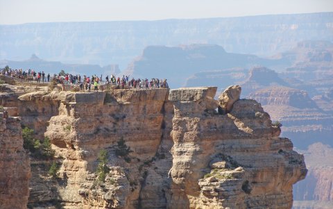 Impresionante imagen del Gran Cañón del río Colorado. Destacan, según los expertos geólogos, sus paredes de hasta 2.400 metros de altura.