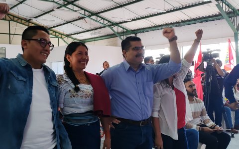 Esta mañana Unidad Popular oficializó a su opción presidencial integrada por Escala y Terán. Pero esperan concretar alianzas con otras organizaciones políticas.