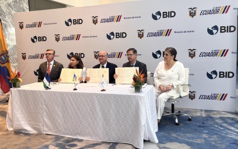 Acuerdo. Representantes del BID, de la CAF y del BM suscribieron un Memorando de Entendimiento.
