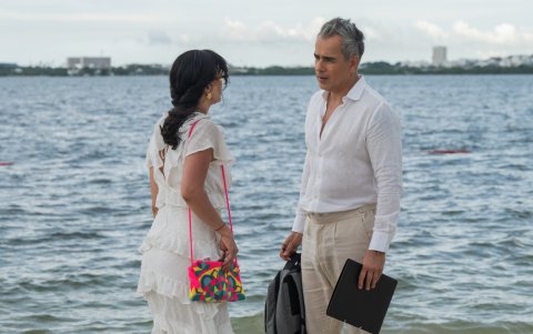 Betty y Armando en Cartagena, en la escena final de la primera temporada.