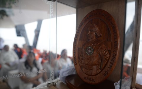 La Unidad Educativa La Inmaculada recorrió el río Guayas con las reliquias del Beato Juan Martin Moye