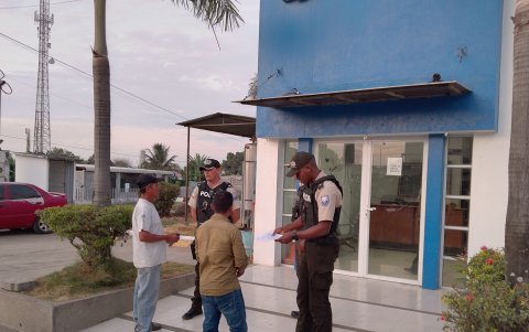 El teniente Malo replicó que, según familiares de la víctima, el joven padece de trastornos mentales.