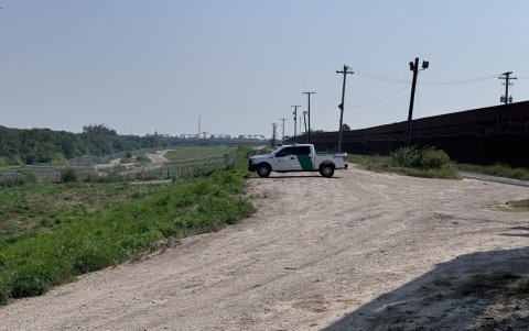 Una patrulla fronteriza cerca del río Bravo o río Grande, en Brownsville, Texas (EE.UU.).