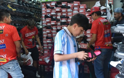 Zapatos. En el Centro Histórico marcas nacionales como Venus y Bunky son las favoritas.