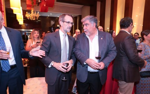 Roberto González y Francisco Jarrín.