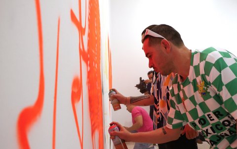 'Tomar Los Muros', es la exposición que se celebra en el Museo de las Artes de la ciudad de Guadalajara.