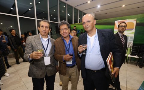 Luis Medina, Raúl Medina y Alain Villacís.