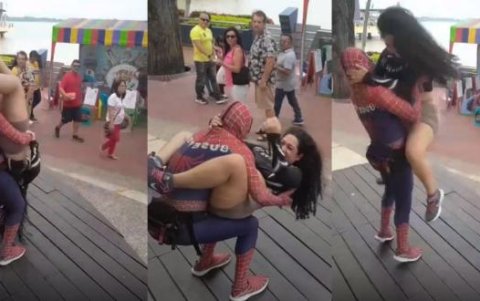 La foto de en medio fue la que cuestionó la Fundación Malecón 2000. Las otras son parte del video completo de la pirueta.