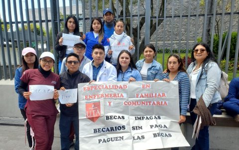 Los alumnos firmaron un pagaré por alrededor de USD 96.000 con el Estado.