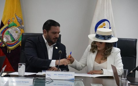Johanna Verdezoto fue removida de la Vicepresidencia del CPCCS el 22 de enero de 2025.