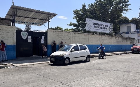 Custodia. Varias unidades educativas cuentan con resguardo policial.