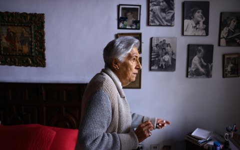 Villagómez tiene cuatro hijos, diez nietos y doce bisnietos. Participa en los clubes presenciales que se desarrollan semanalmente en Quito y Cumbayá.